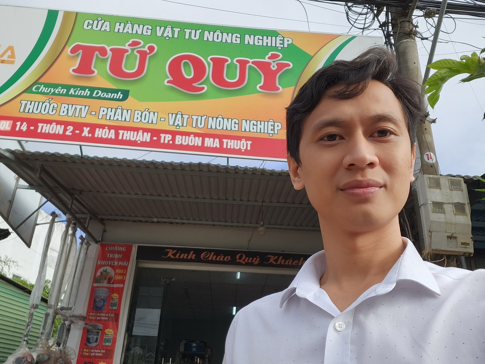 Nguyễn Đức Tốt Yimex đồng hành cùng nhà vườn cà phê chẩn bệnh vàng lá