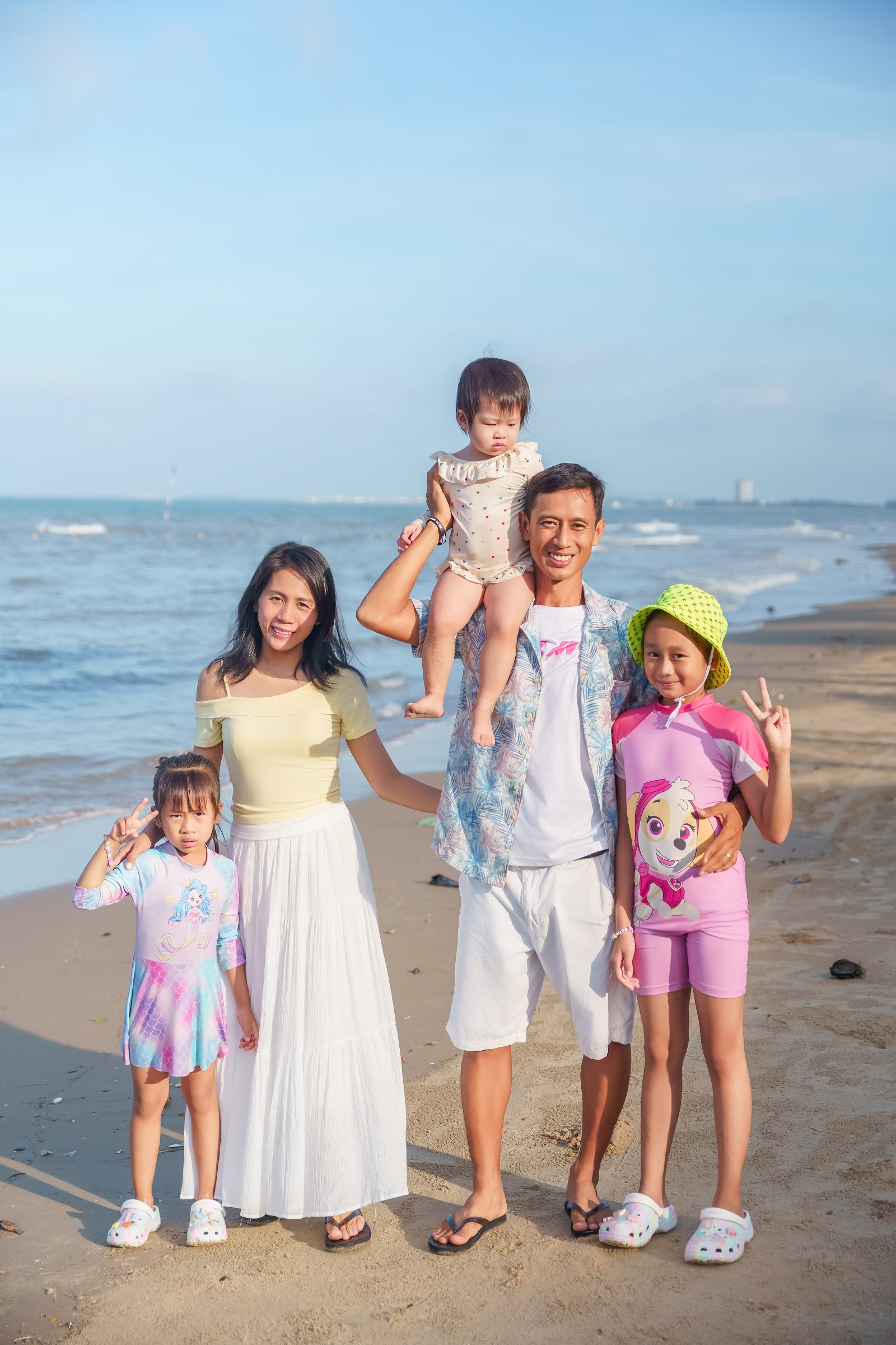 Gia đình cùng đi trong chuyến du lịch công ty — văn hoá doanh nghiệp Yimex đưa cả người thân của nhân sự đi cùng